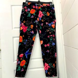 Pixie Pants by Old Navy - Mid Rise - Size 6 petite - Floral Print
